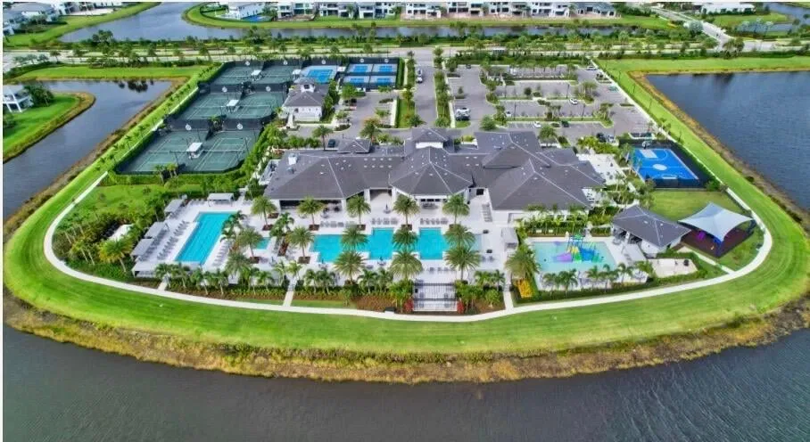 Boca Bridges Residence photo 52