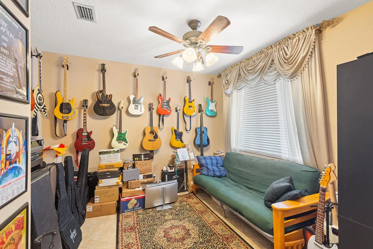 Residence photo 7