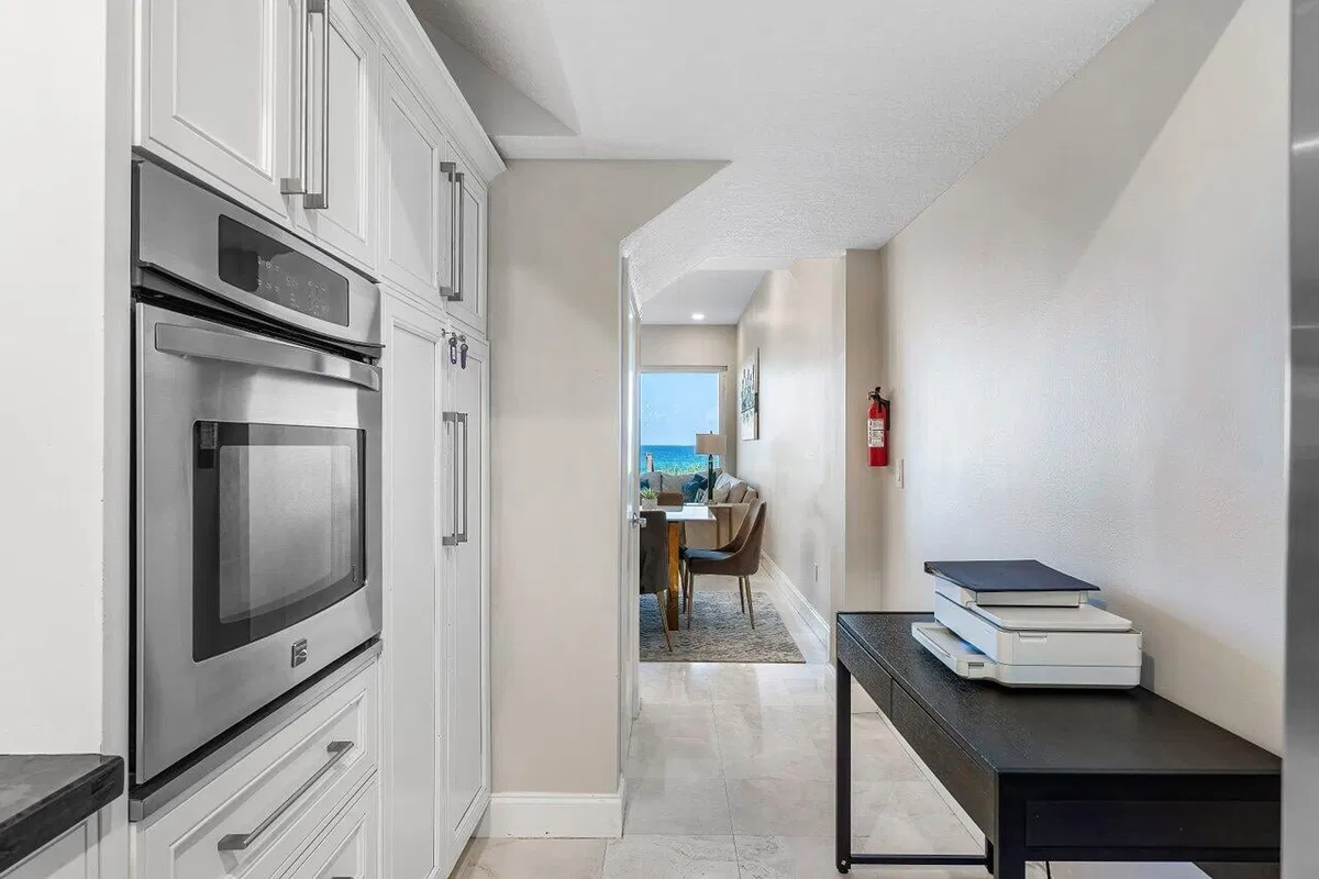 Residence photo 22