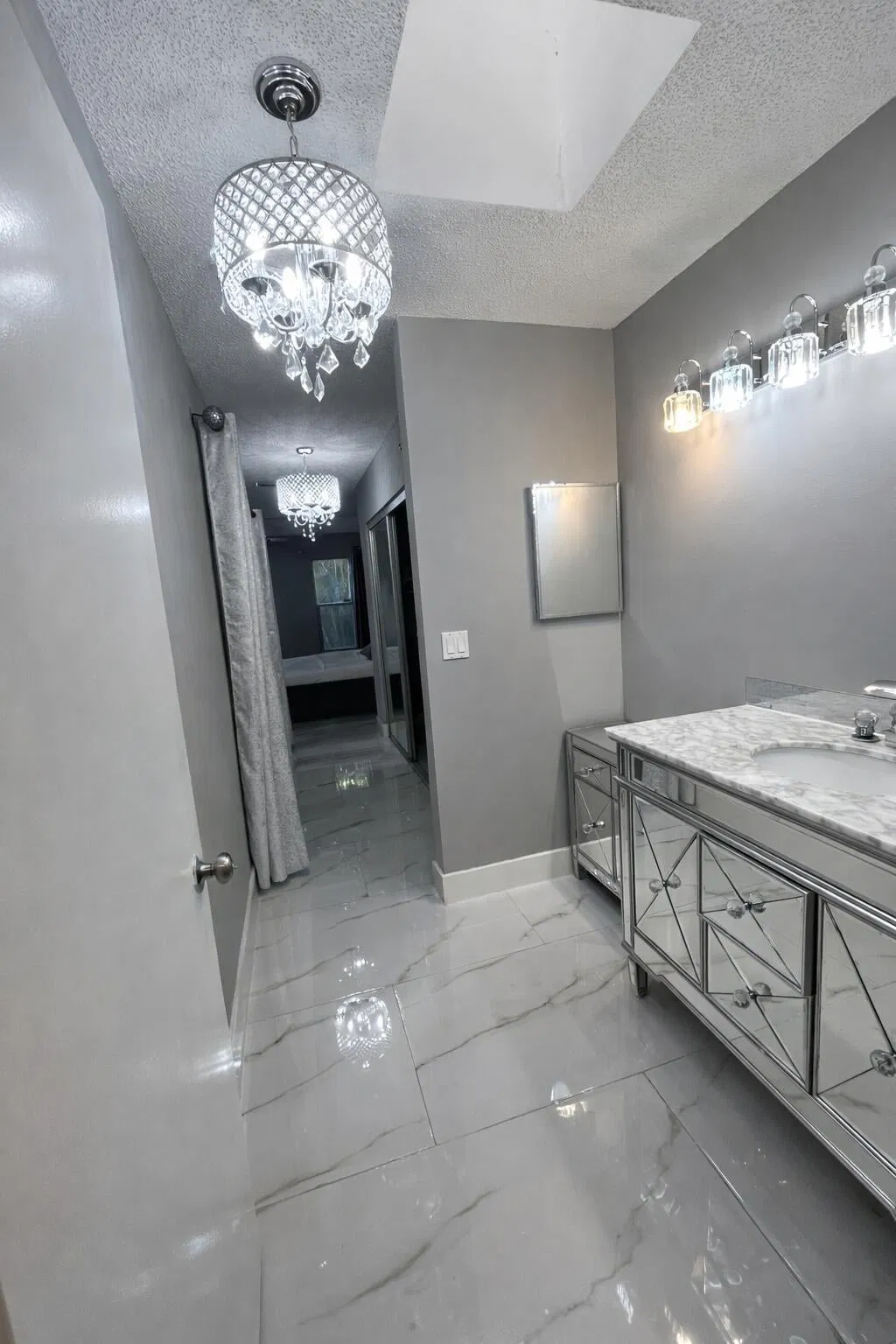 Residence photo 25