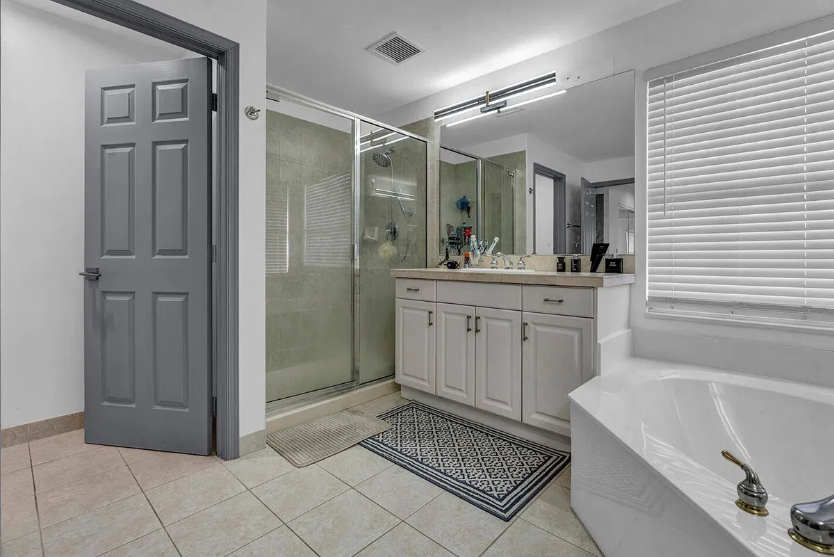 Saturnia Boca Raton Residence photo 25