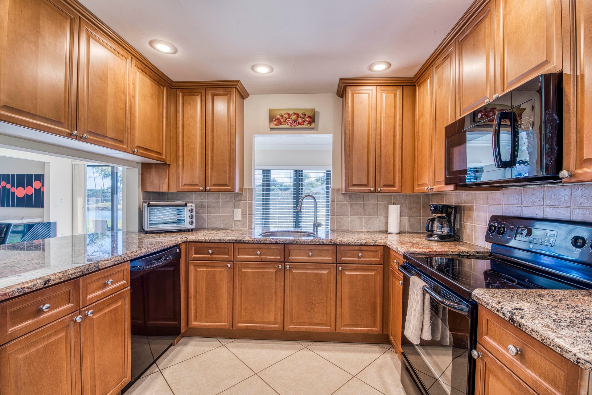 Eastpointe Country Club Residence photo 16