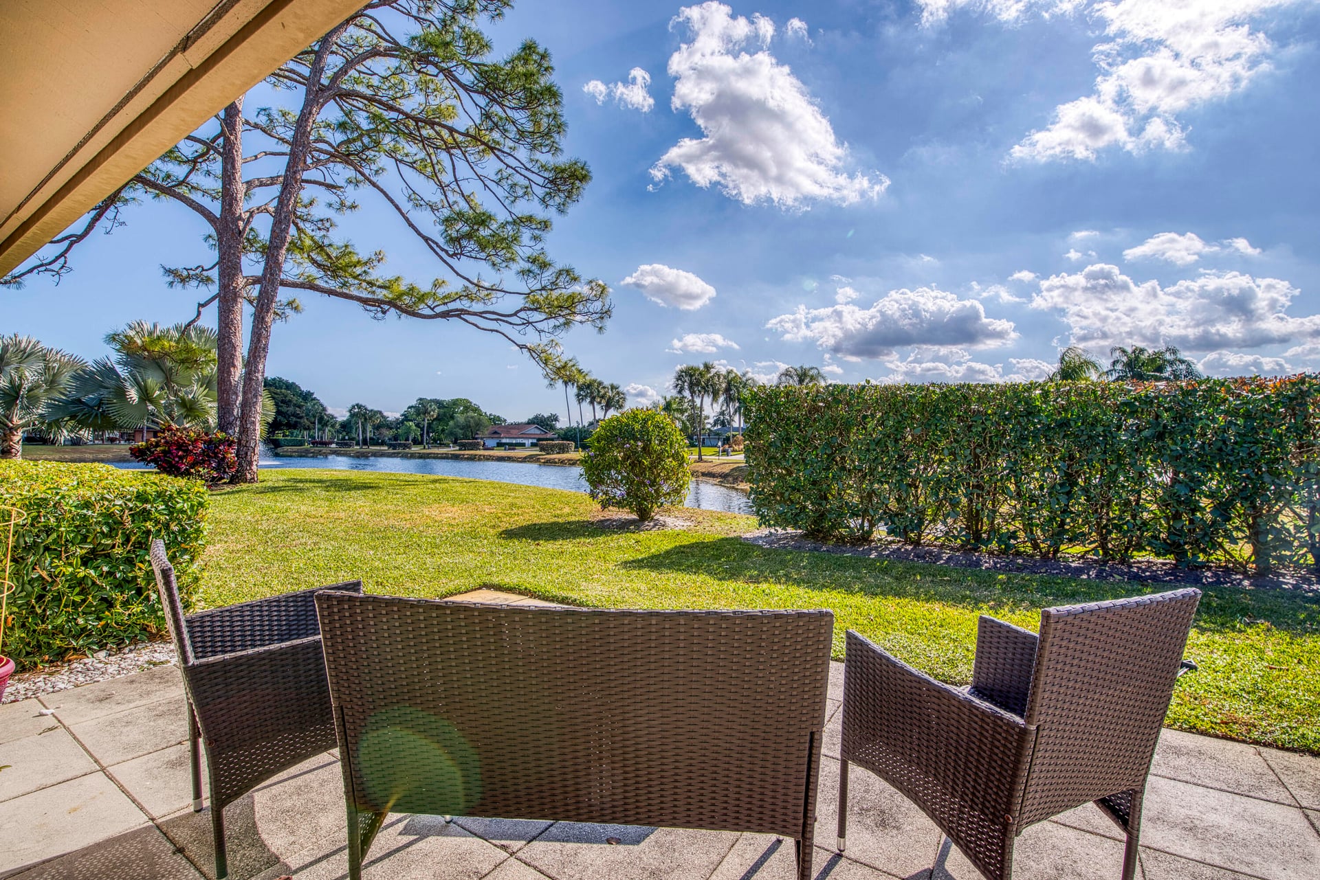 Eastpointe Country Club Residence photo 25