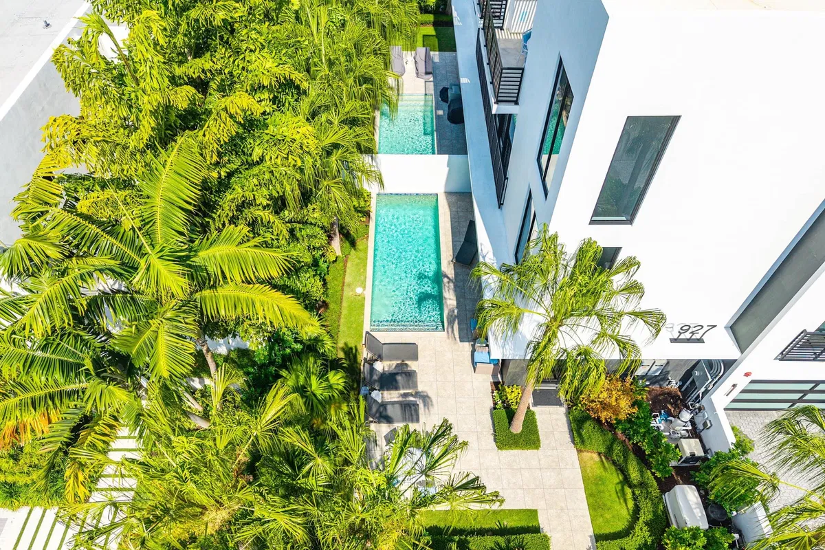 Palm Trail Delray Beach Residence photo 49