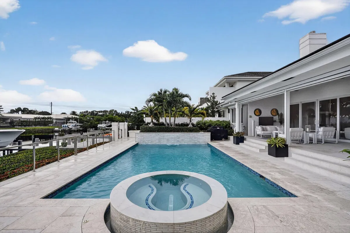 Admirals Cove Residence photo 70