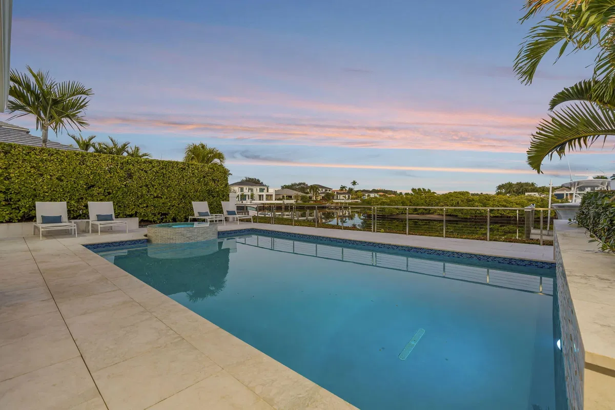 Admirals Cove Residence photo 79