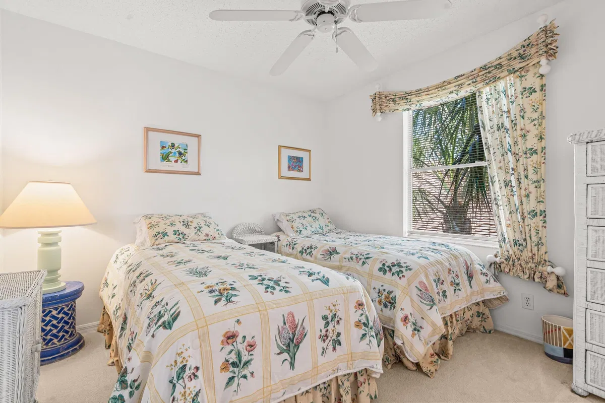 Residence photo 10