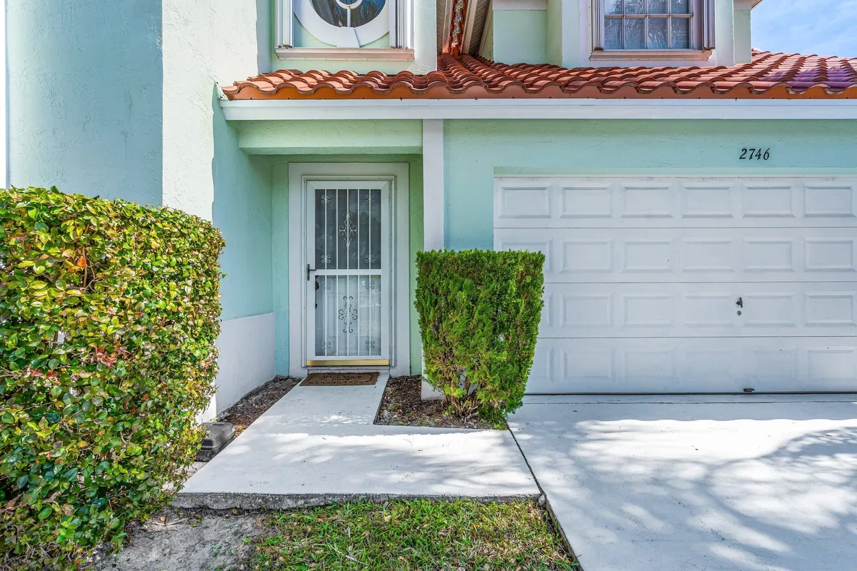 Residence photo 25