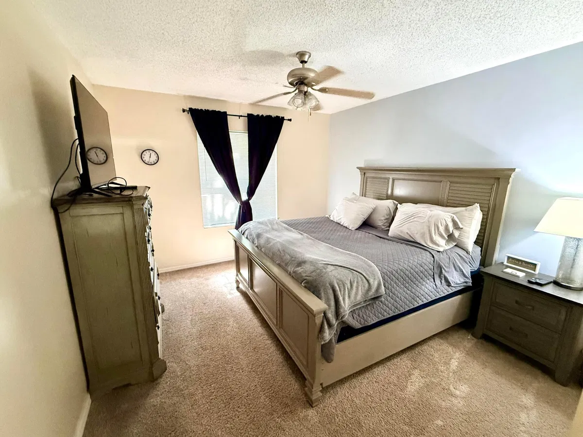 Unit 4102 photo 10