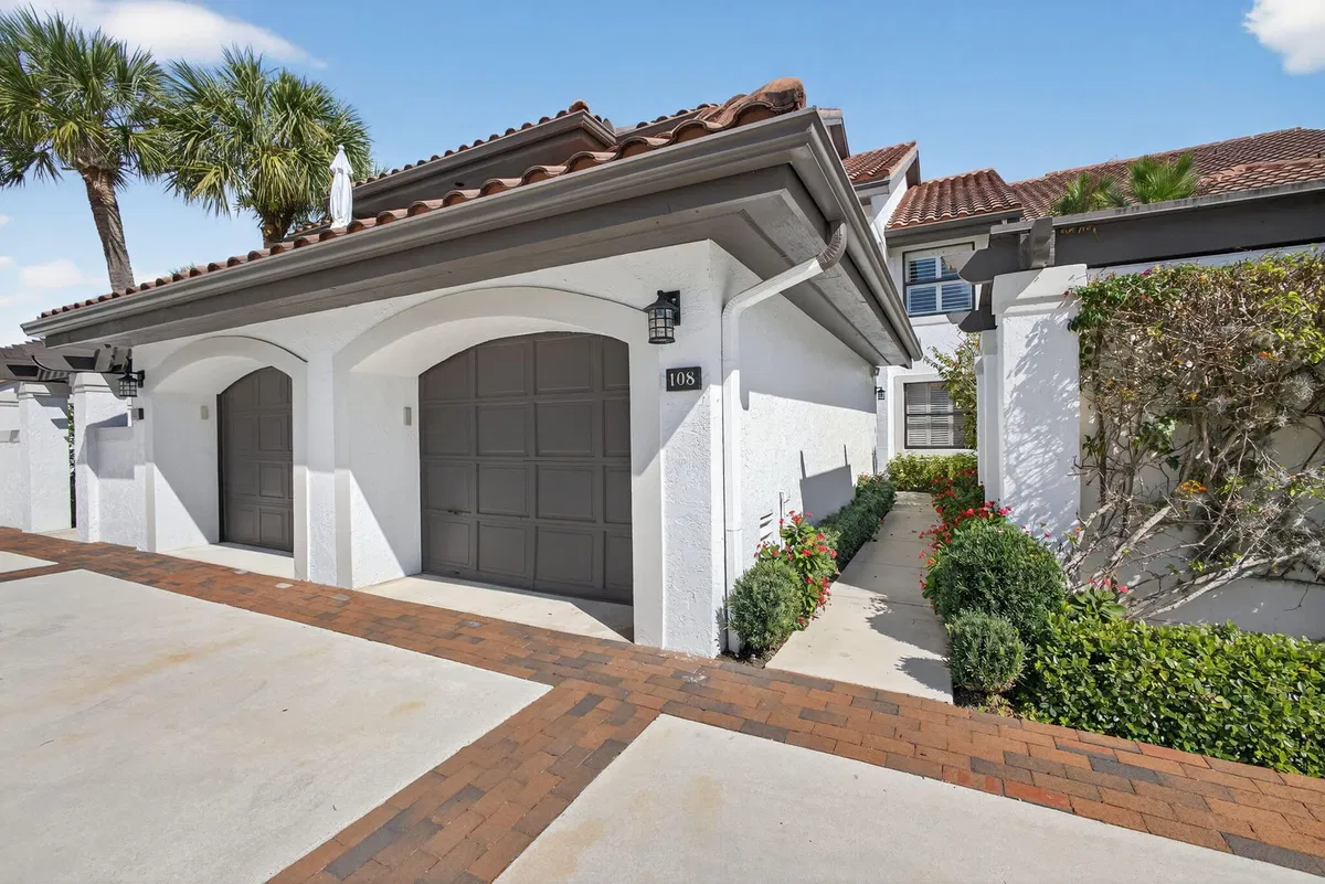 Jonathan's Landing Jupiter FL Unit 108
