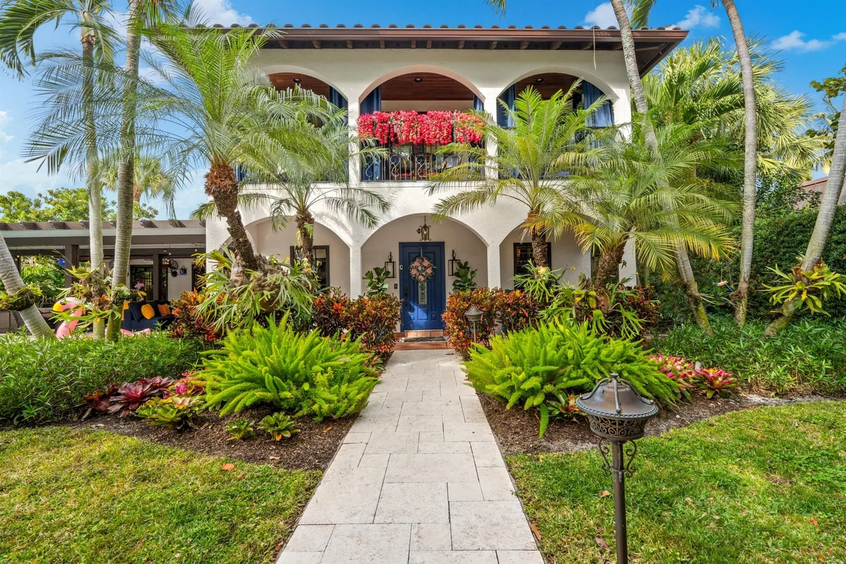 Palm Trail Delray Beach Residence