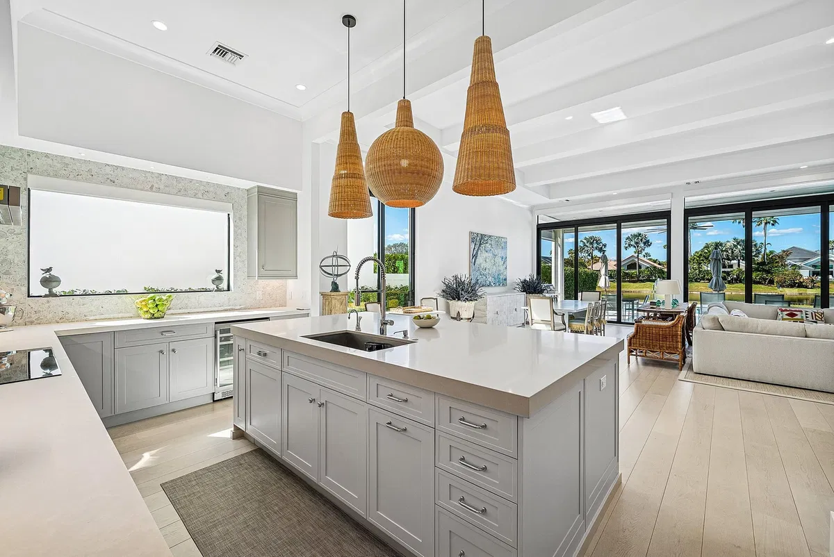 Frenchman's Creek Residence