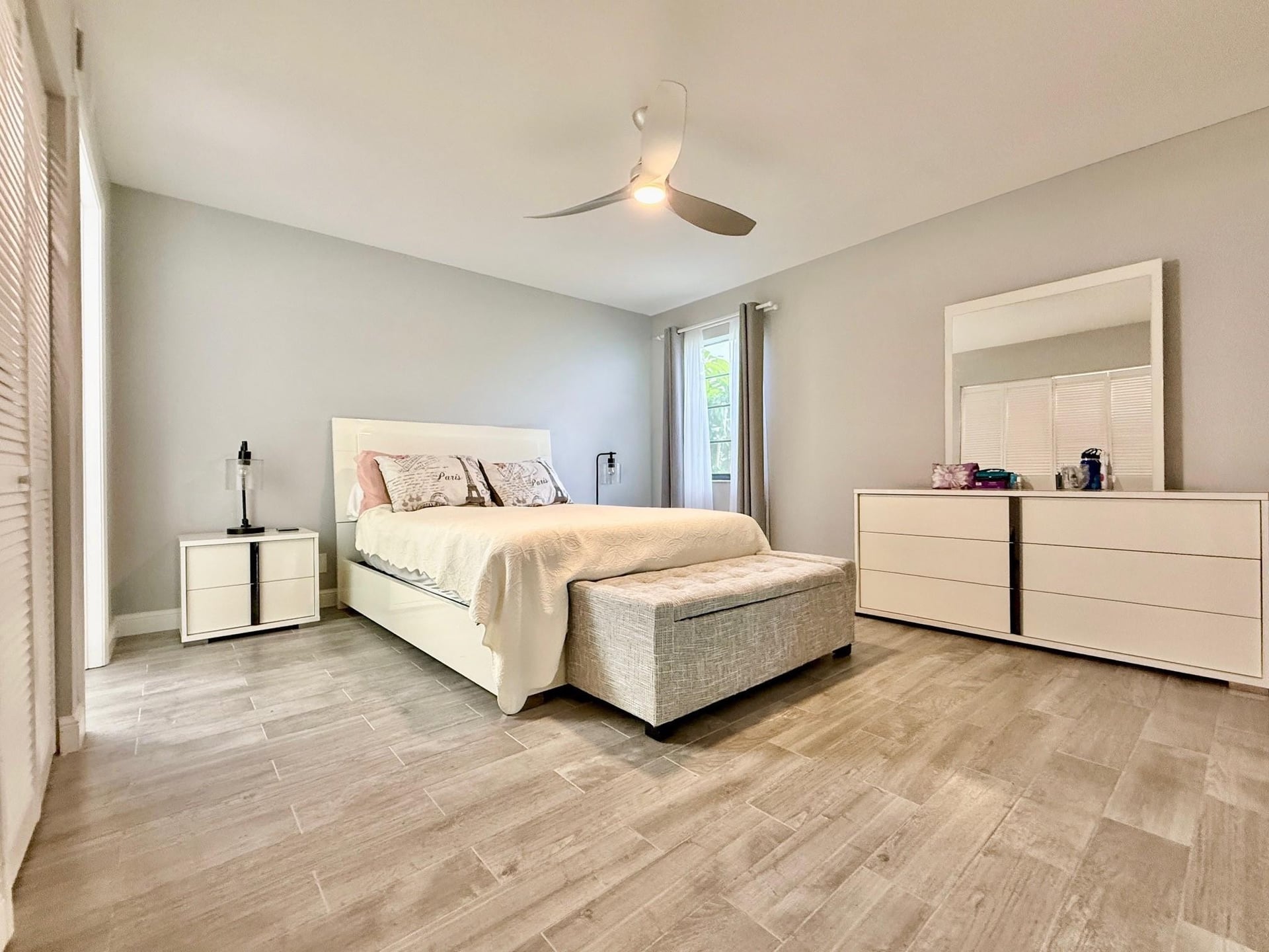 Unit 102 photo 22