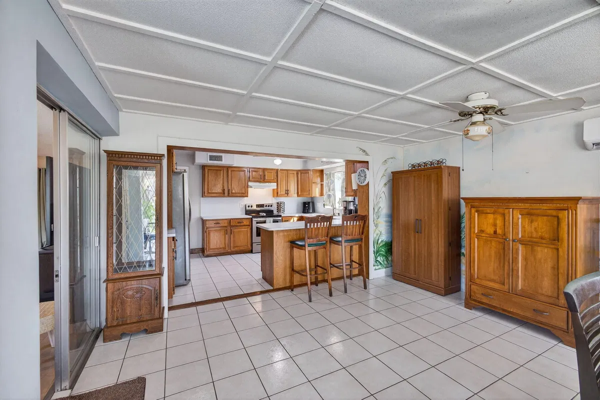 Residence photo 37