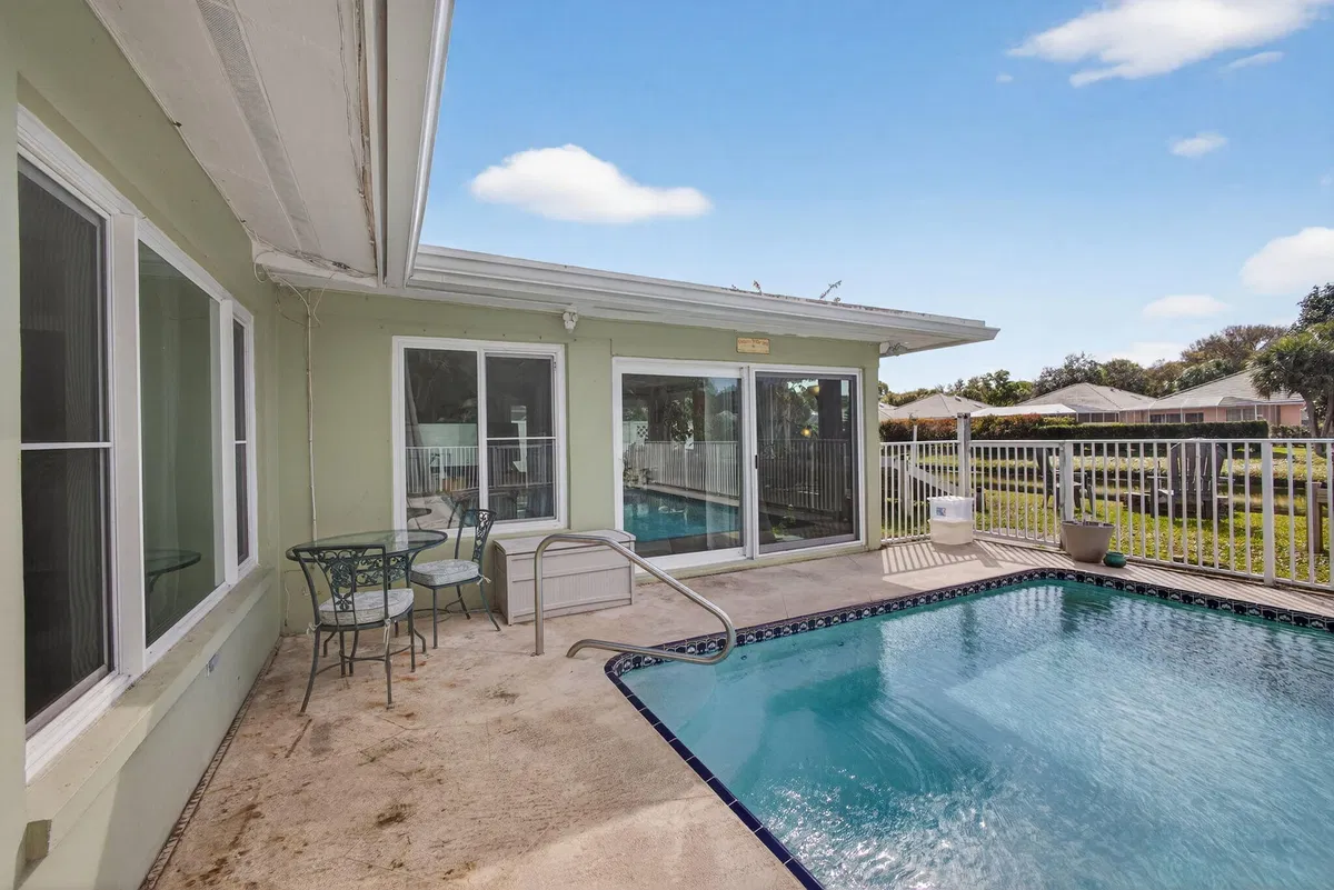  Residence photo 61