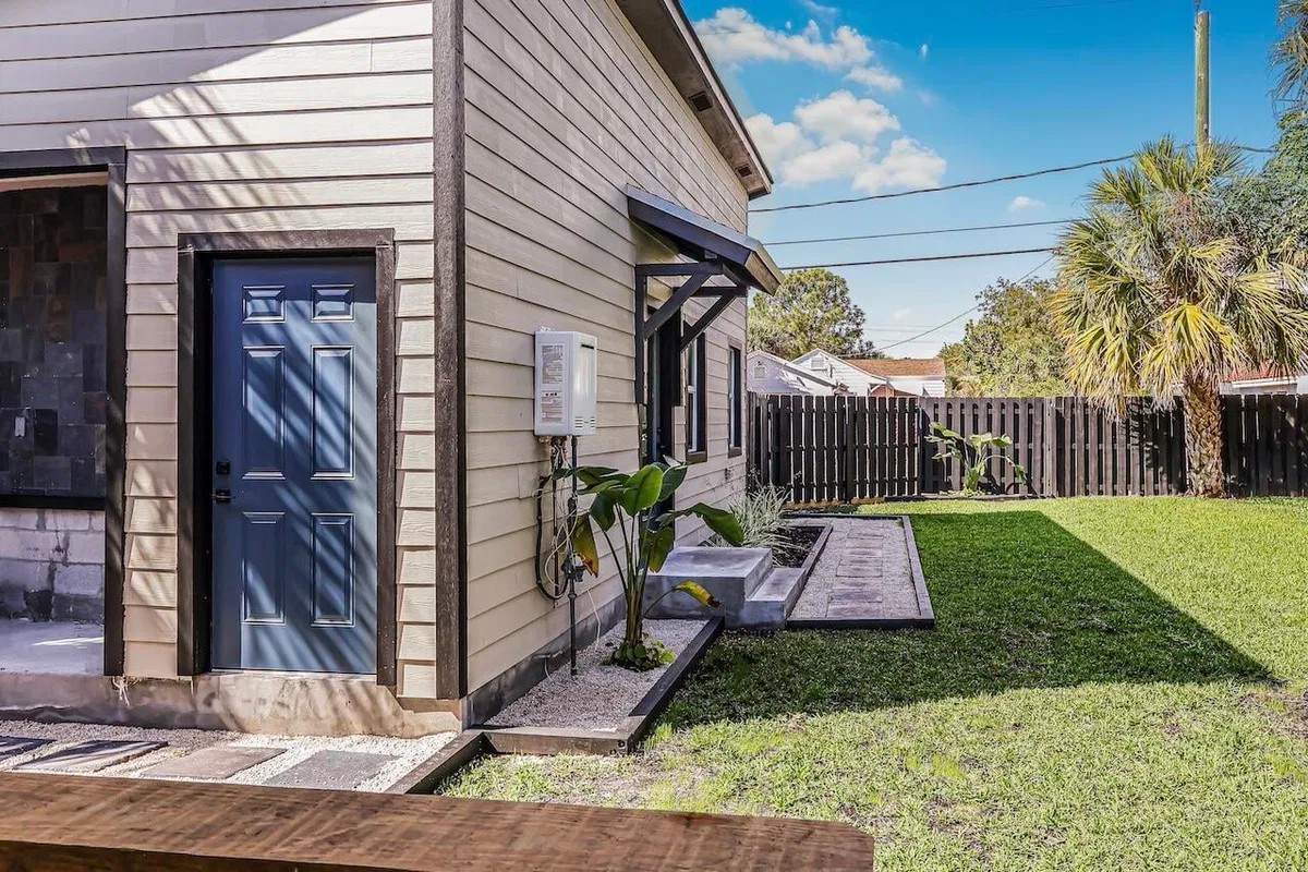 Residence photo 22
