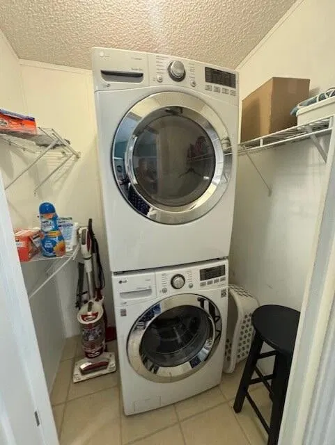  Residence photo 28