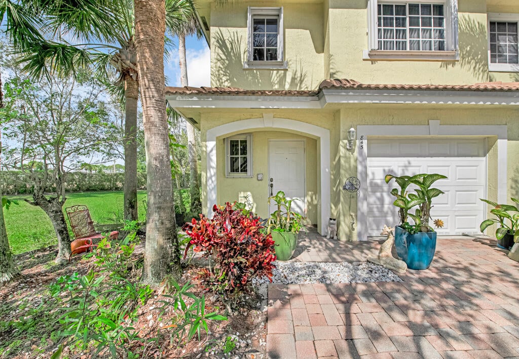 Residence photo 4