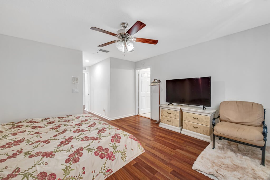 Residence photo 22