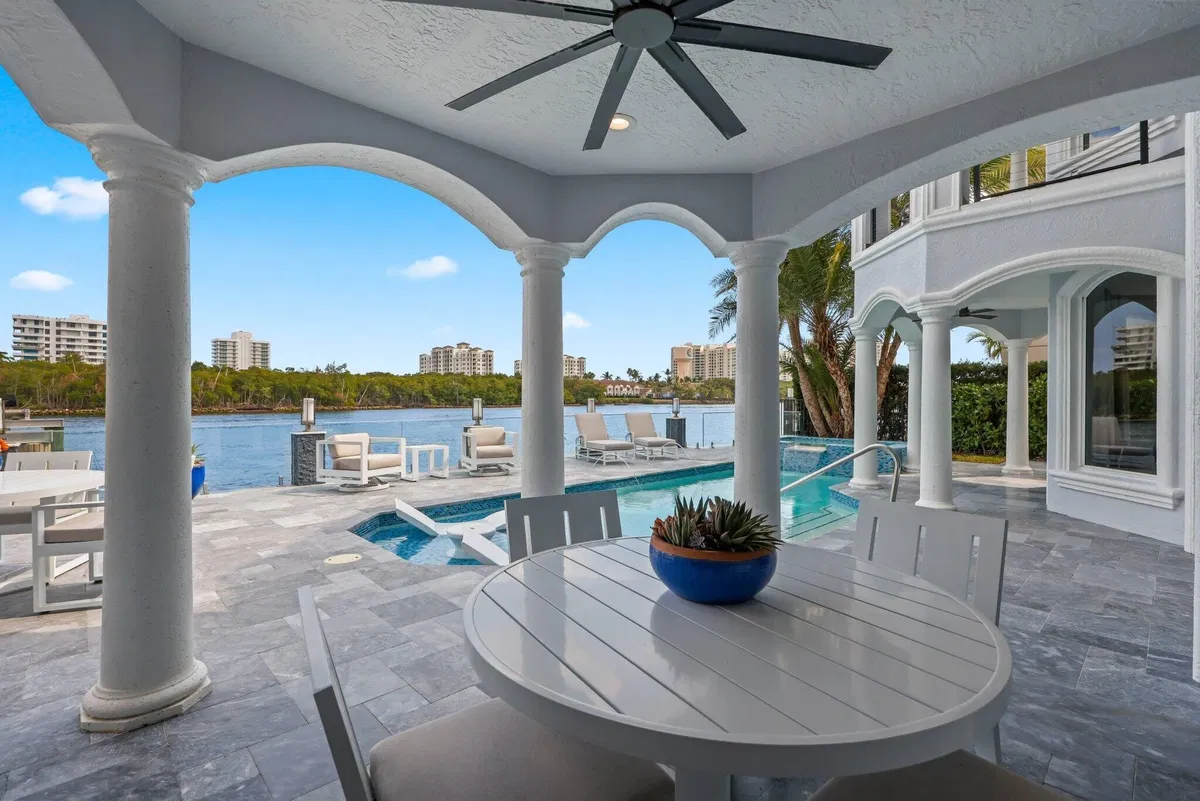 Boca Harbour Residence photo 28