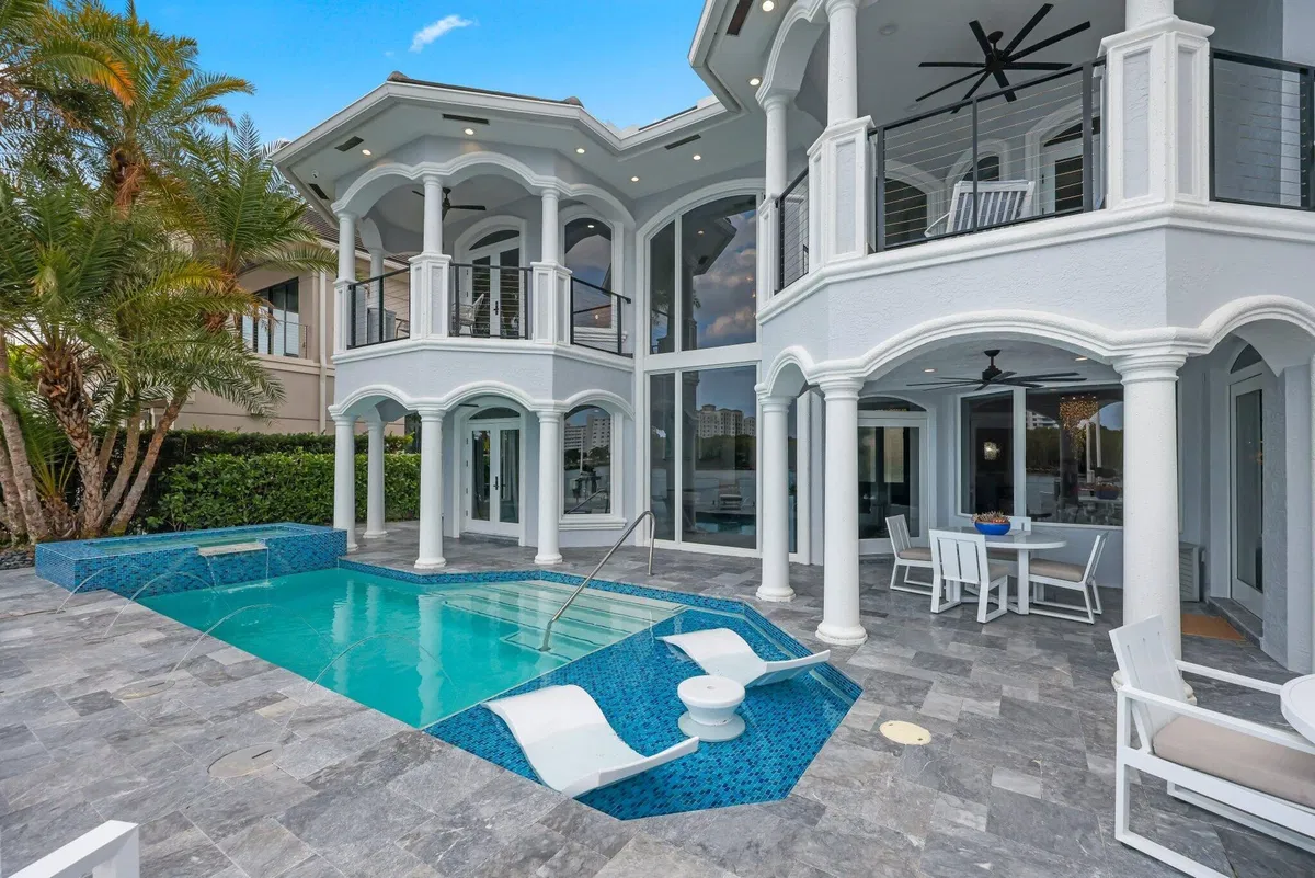 Boca Harbour Residence photo 37