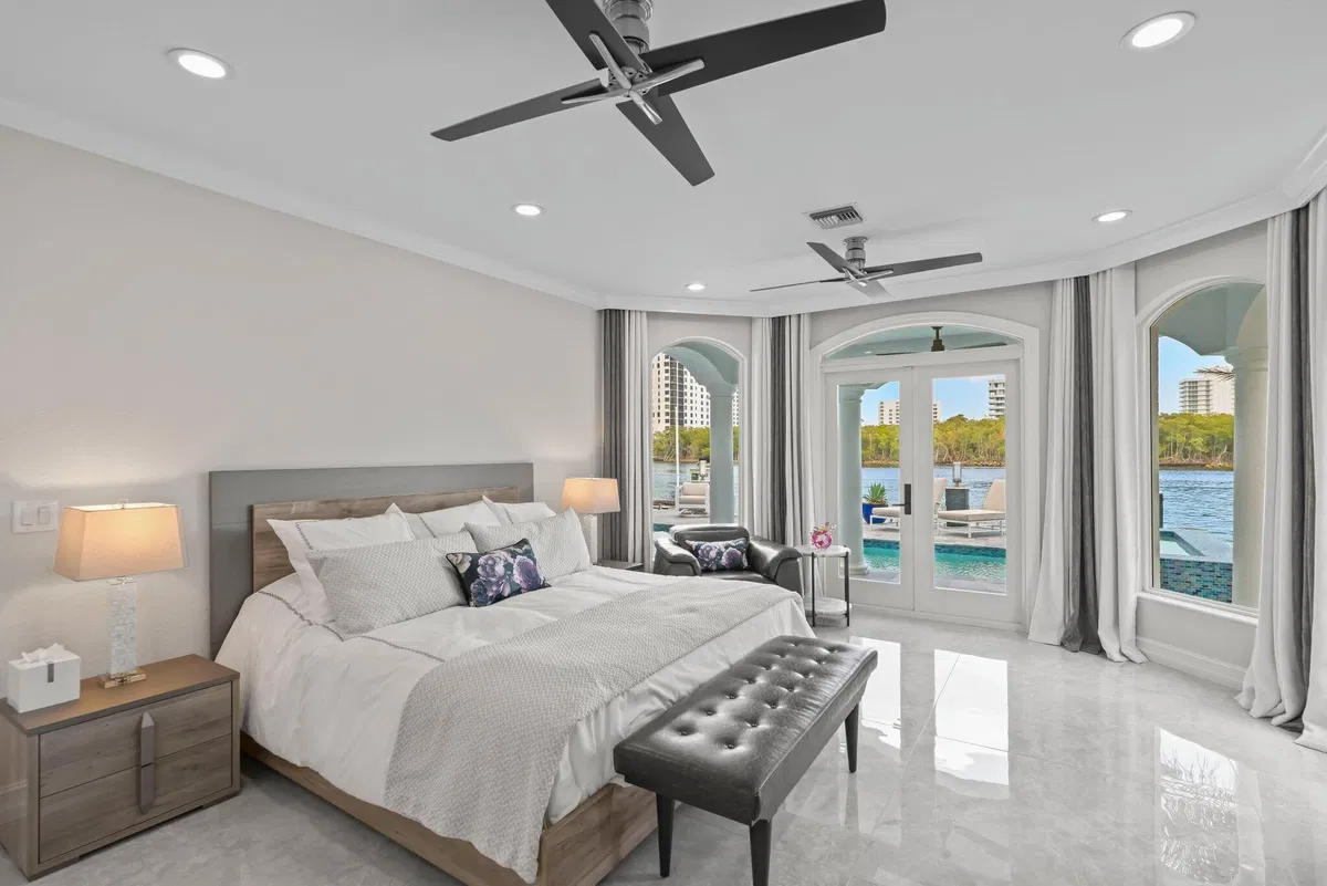 Boca Harbour Residence photo 40