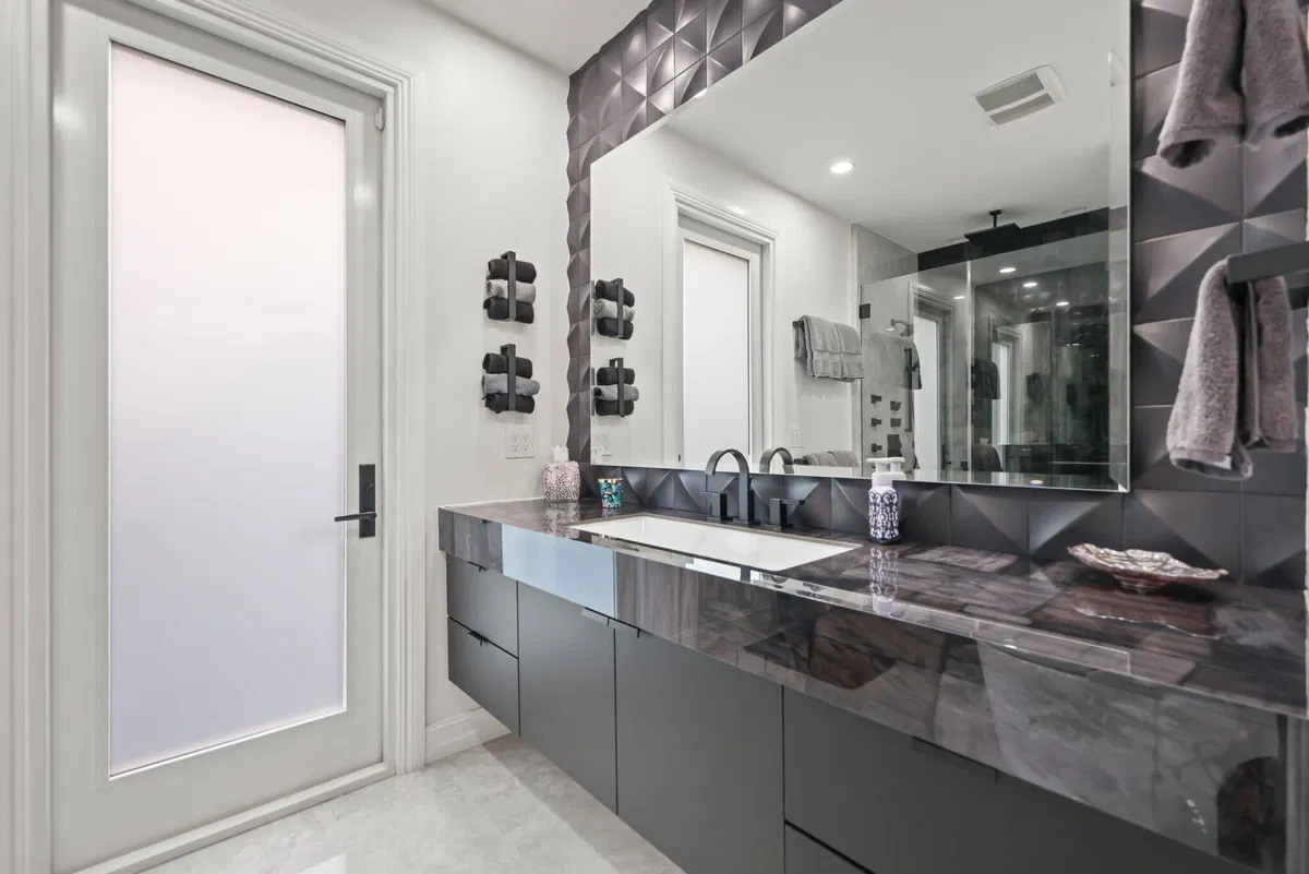 Boca Harbour Residence photo 43