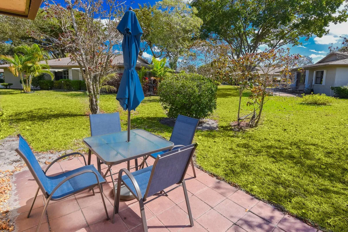  Residence photo 22