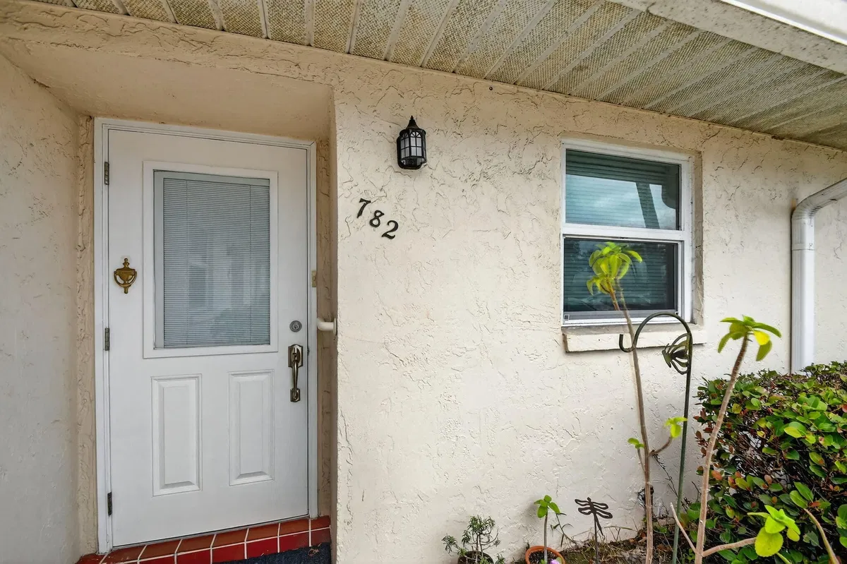 Residence photo 10