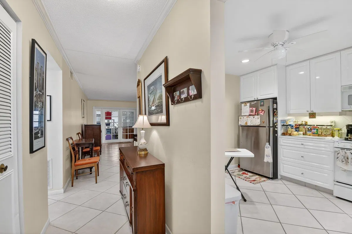 Residence photo 13