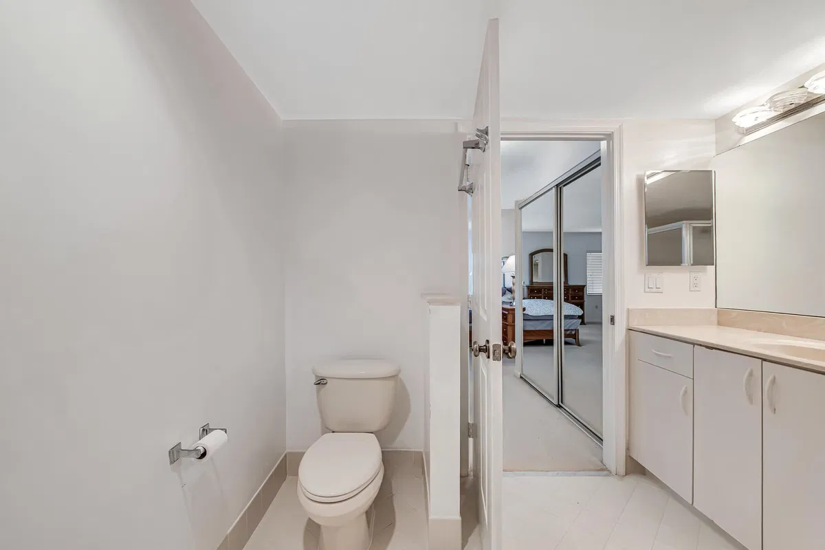  Unit 208 photo 28