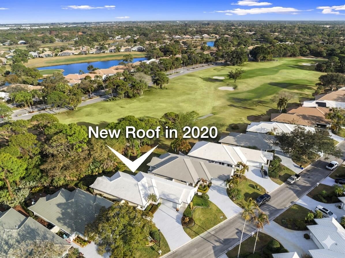 Monarch Country Club Residence