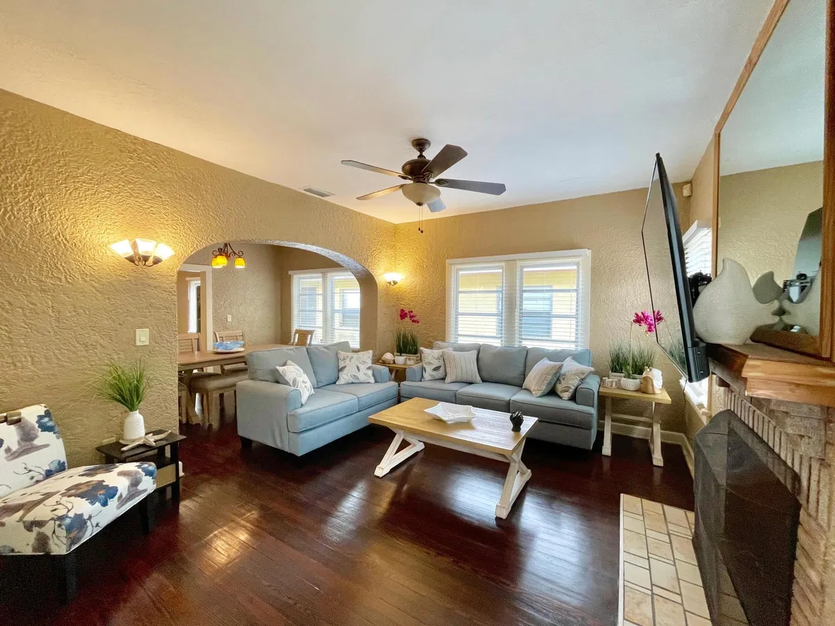 West Palm Beach Unit Sfh With A Detached Apt. photo 4