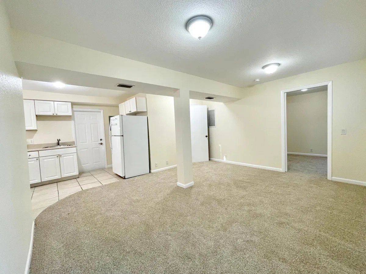 West Palm Beach Unit Sfh With A Detached Apt. photo 22