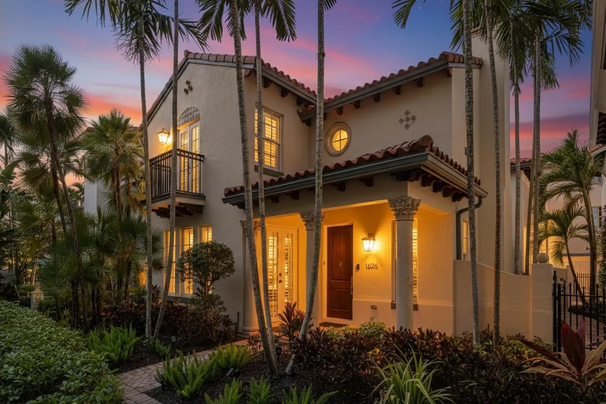Palm Trail Delray Beach Residence
