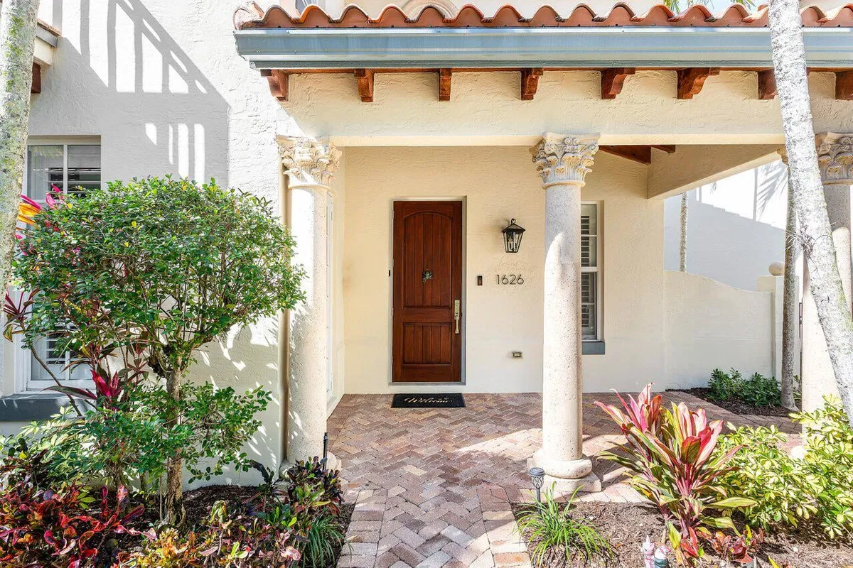 Palm Trail Delray Beach Residence photo 10