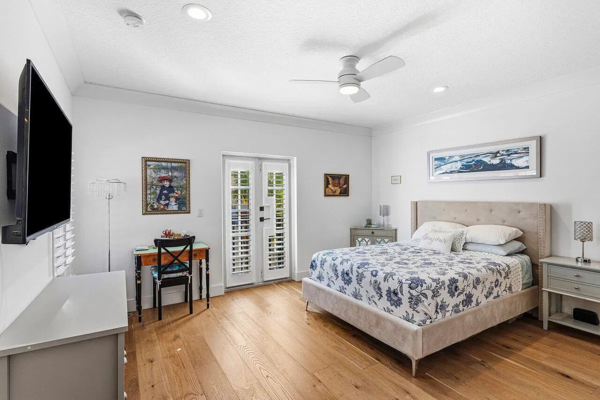 Palm Trail Delray Beach Residence photo 28