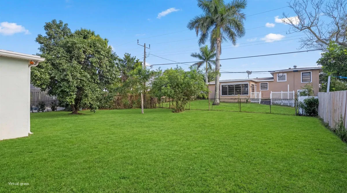 Residence photo 34