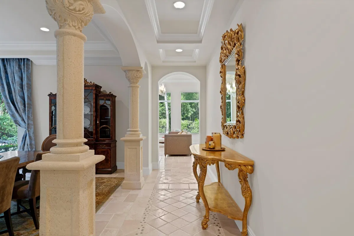 Residence photo 10