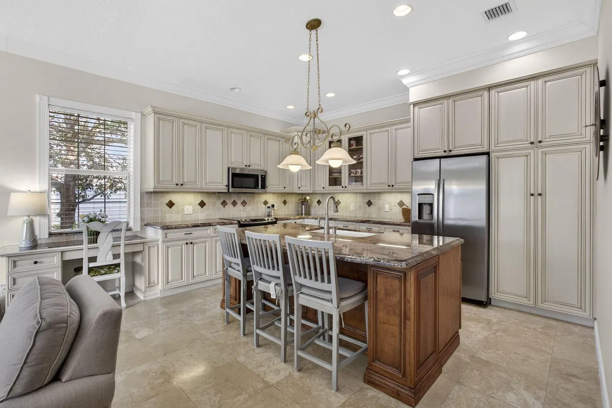 Mallory Creek Abacoa Residence photo 10