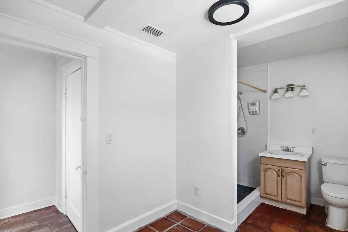 Old Northwood Residence photo 22