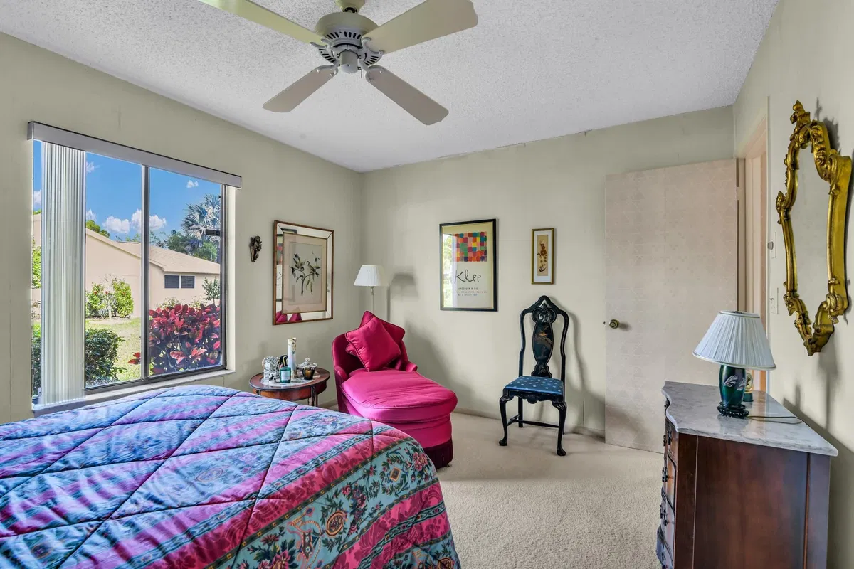 Residence photo 31