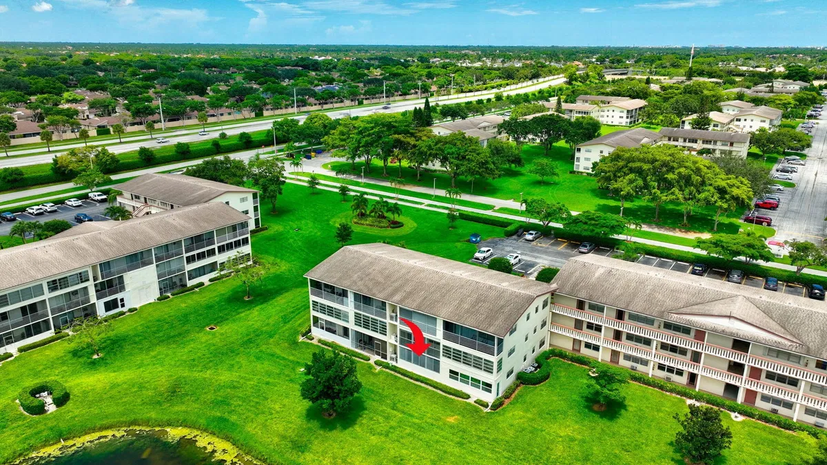 Residence photo 10