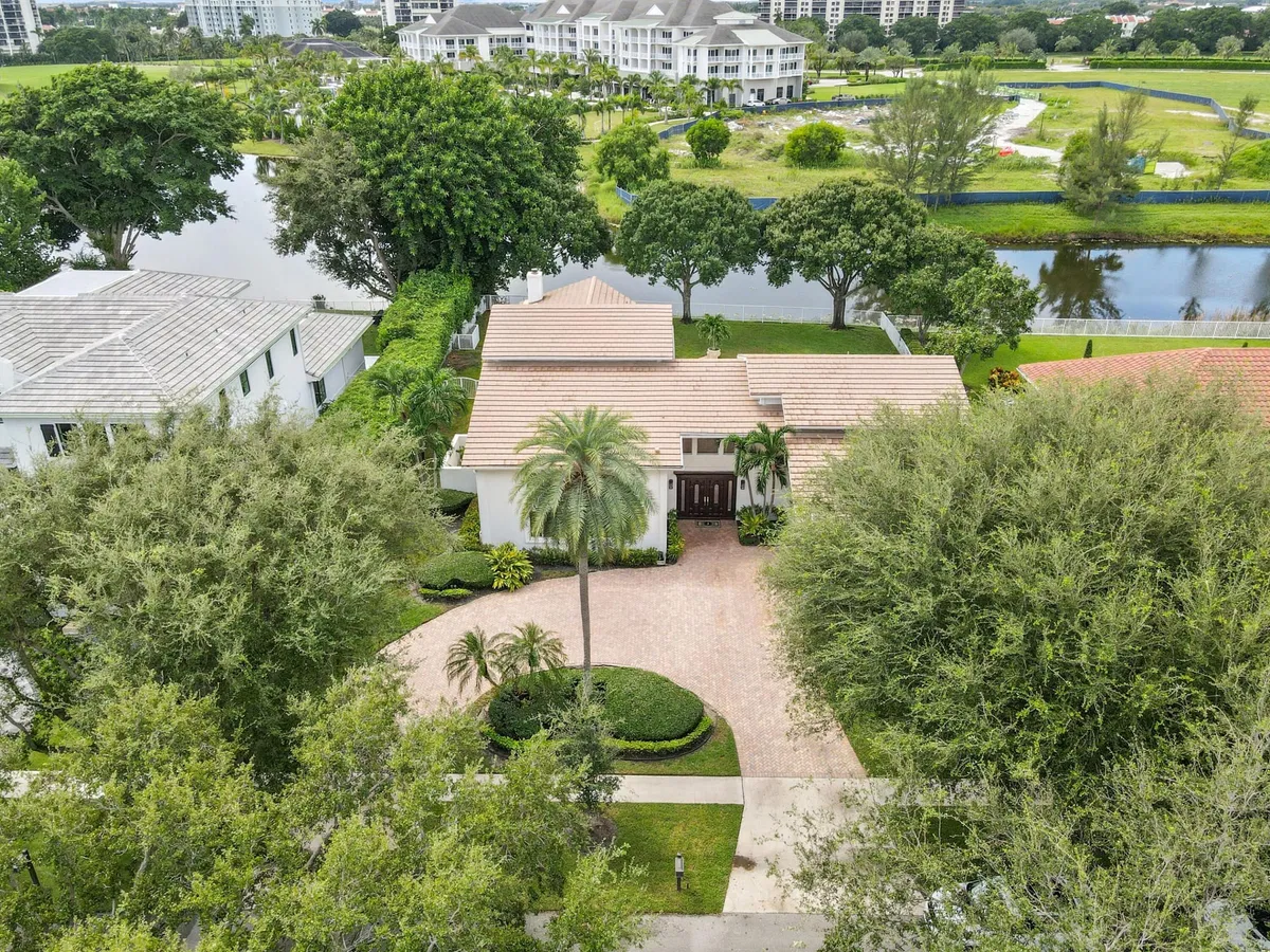 West Palm Beach Residence photo 37