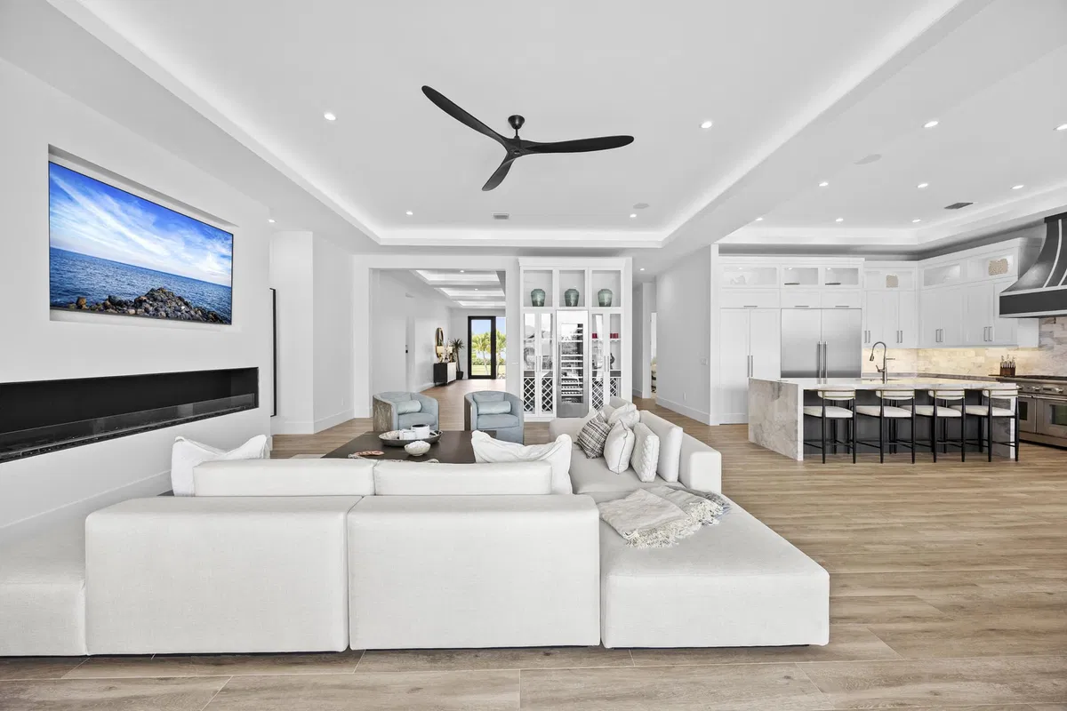Village of North Palm Beach Residence photo 13