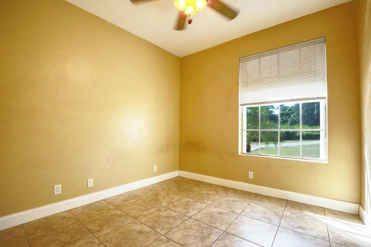 Residence photo 7