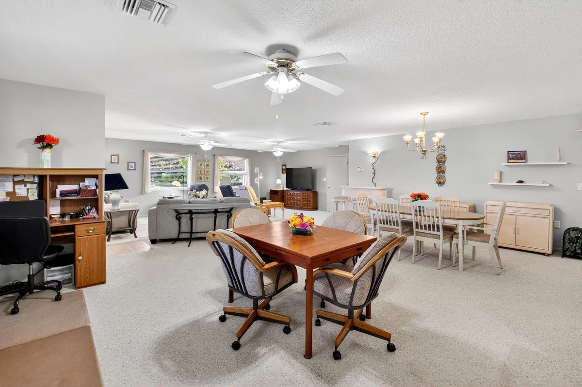 Residence photo 7