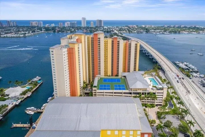 Marina Grande Riviera Beach Unit 1004