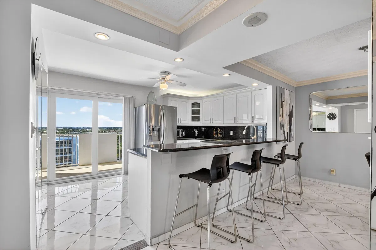 Boca Raton Unit 1004 photo 10