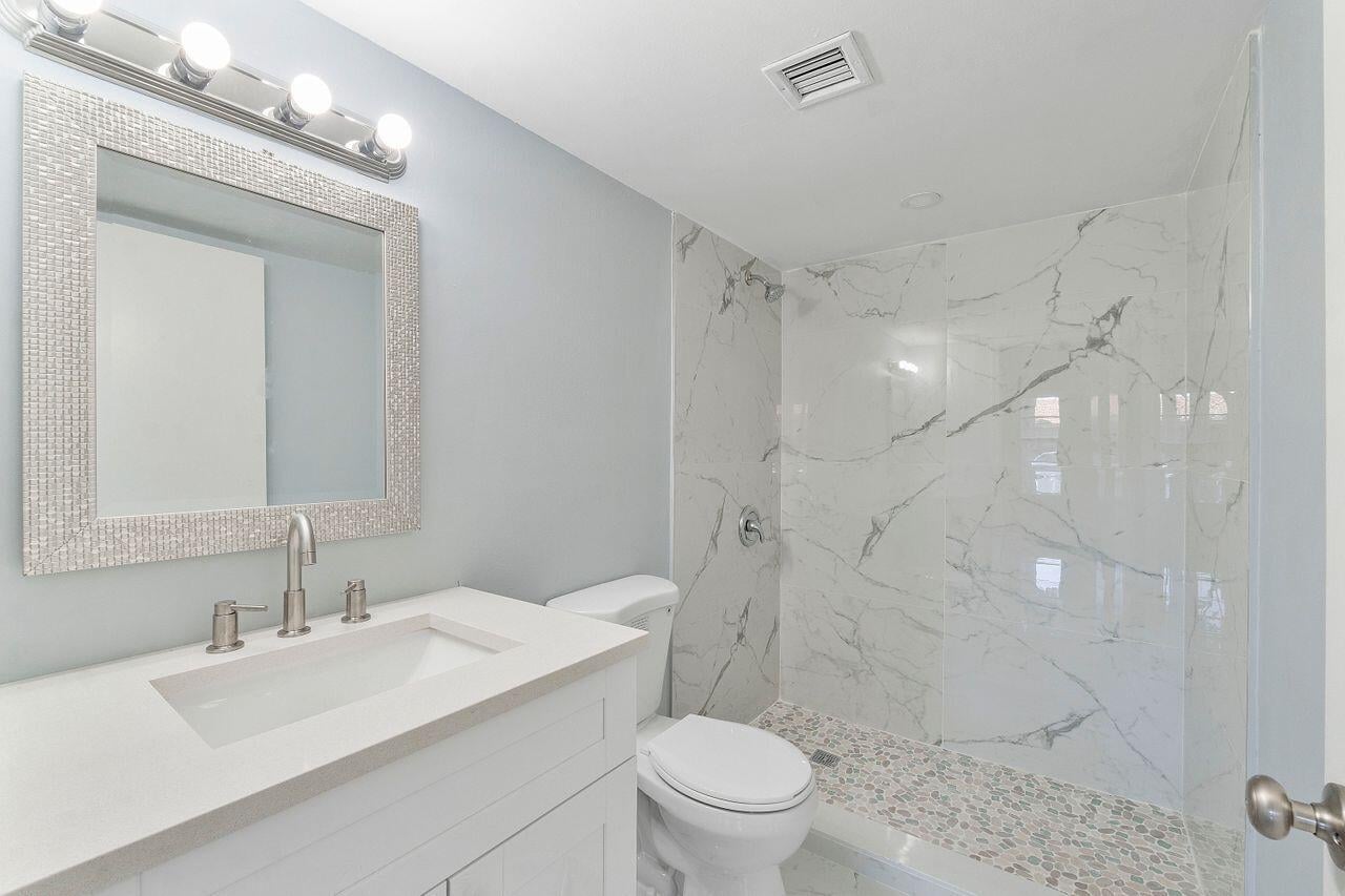 Unit 107 photo 22